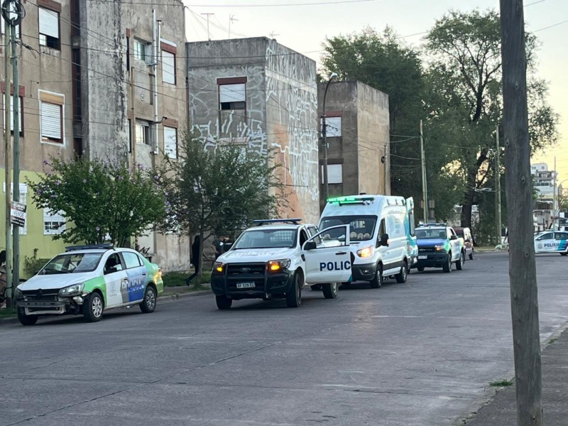 Un hombre se dispar� en la sien en medio de un allanamiento